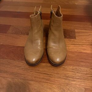 Lucky Brand women’s ankle booties